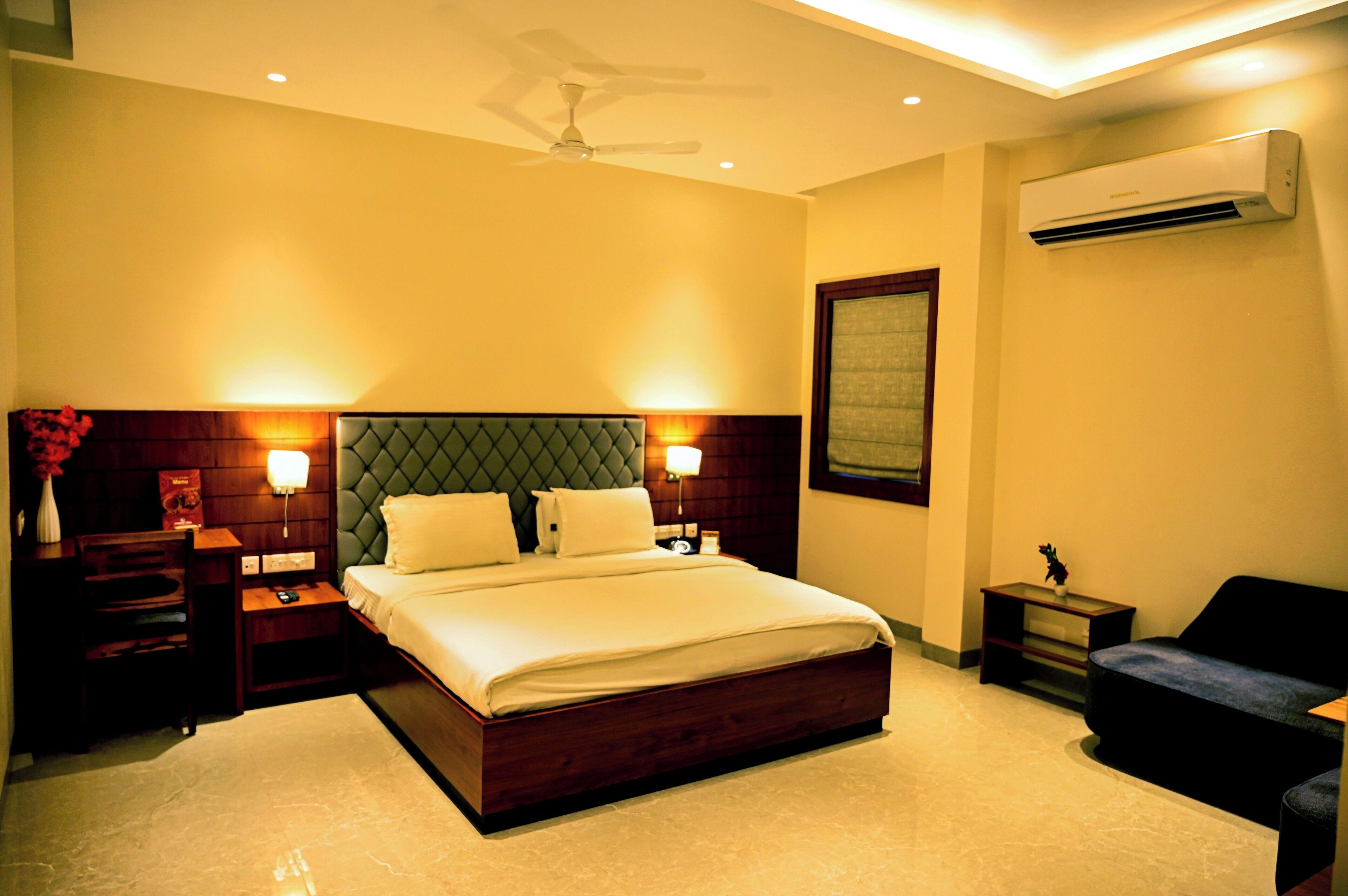 Hotel Cresent - Near Assi Ghat Varanasi