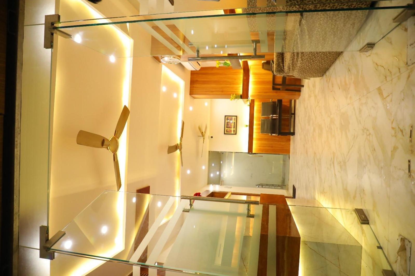 Jmk Regency Hotel - Varanasi