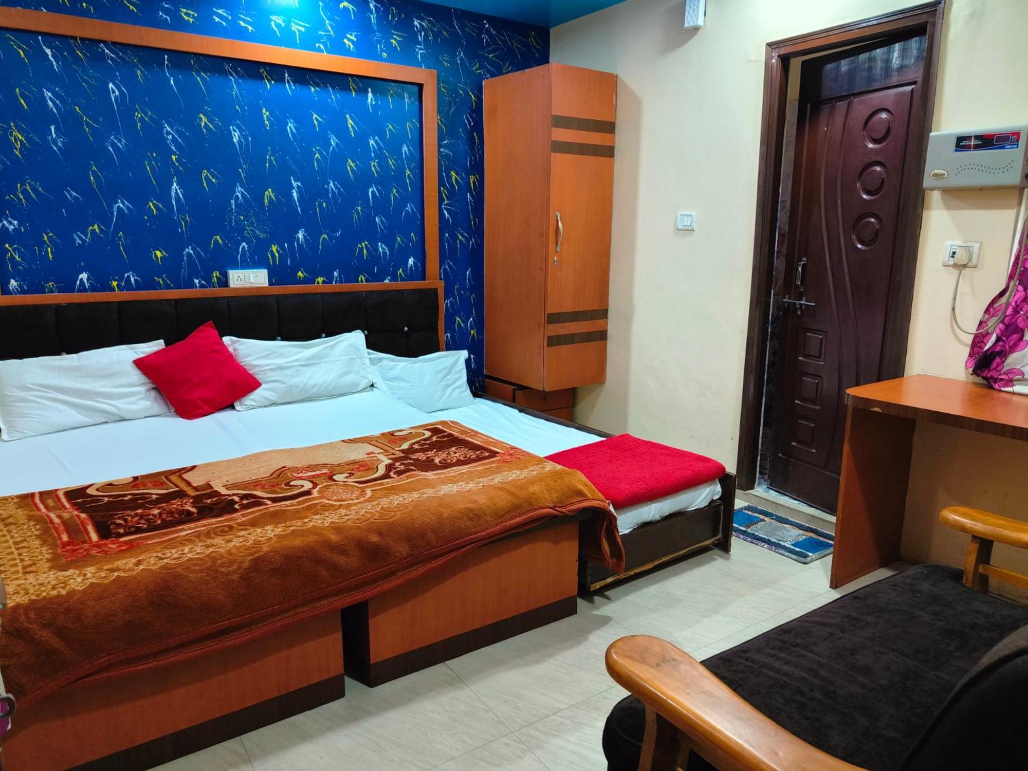 Hotel Hm International - Varanasi