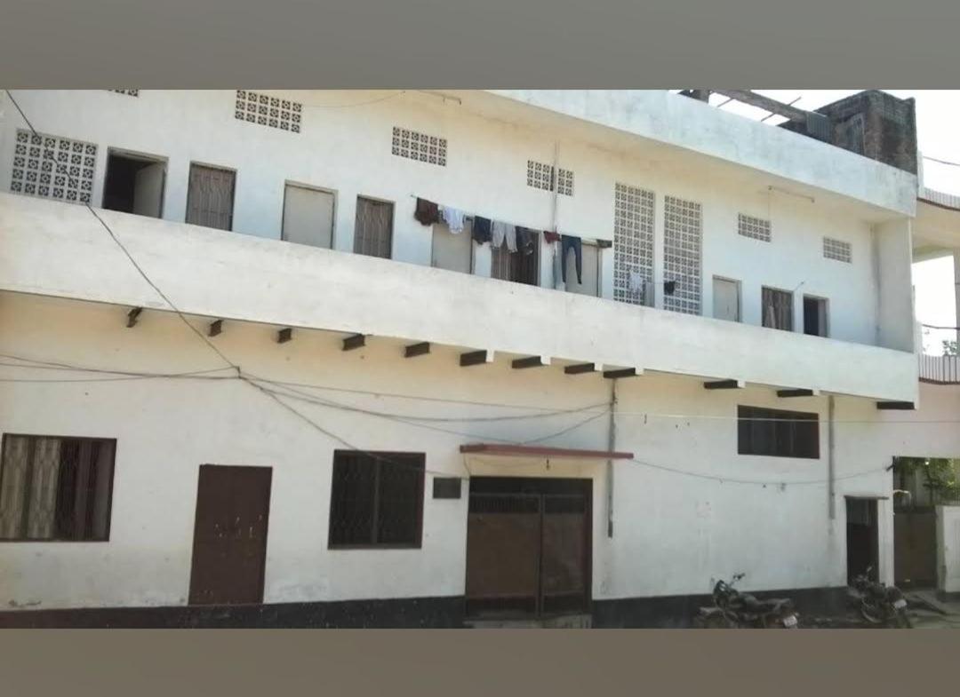 Shradha Saburi Boys Hostel - Varanasi