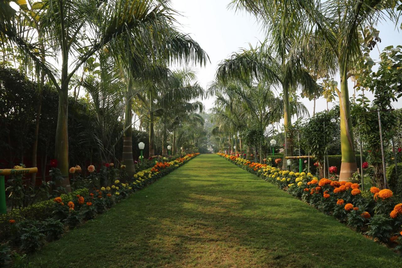 Tapobhumi Resorts - Varanasi