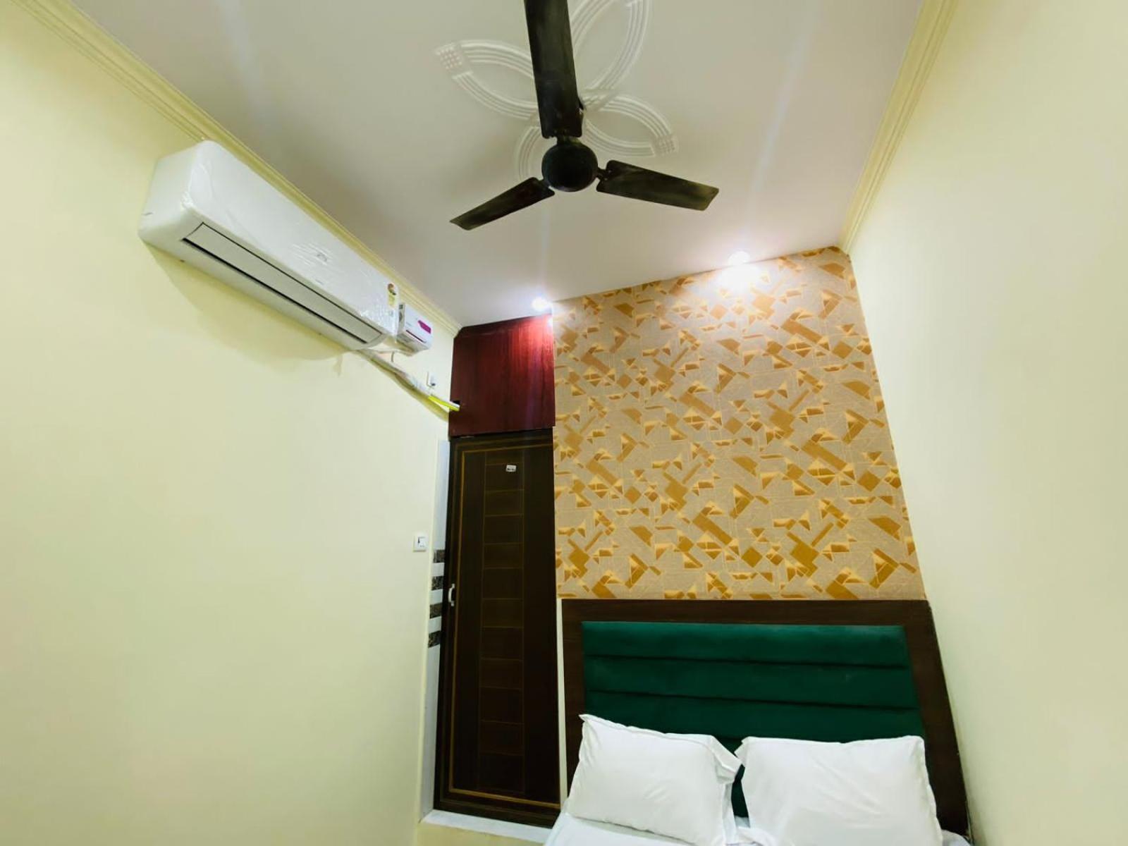 Good Morning Paying Guest House - Varanasi