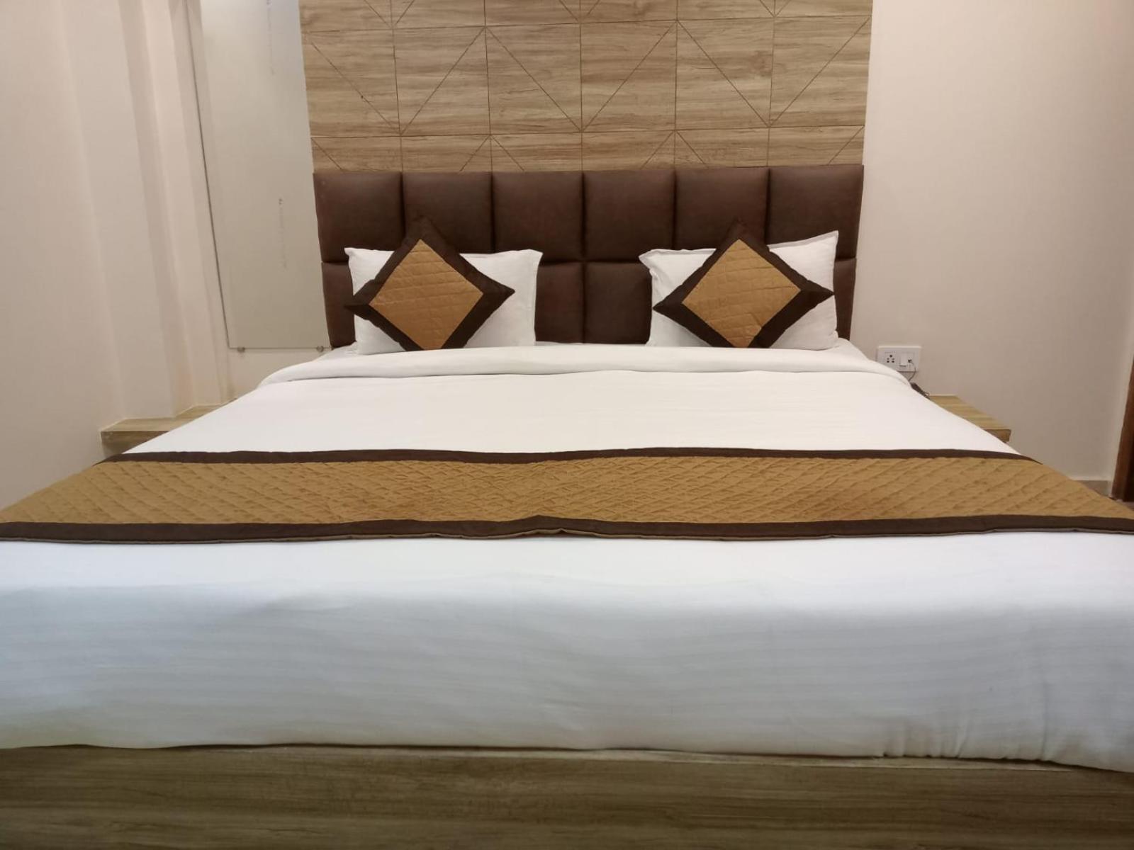The Seven'S Hotel - Varanasi