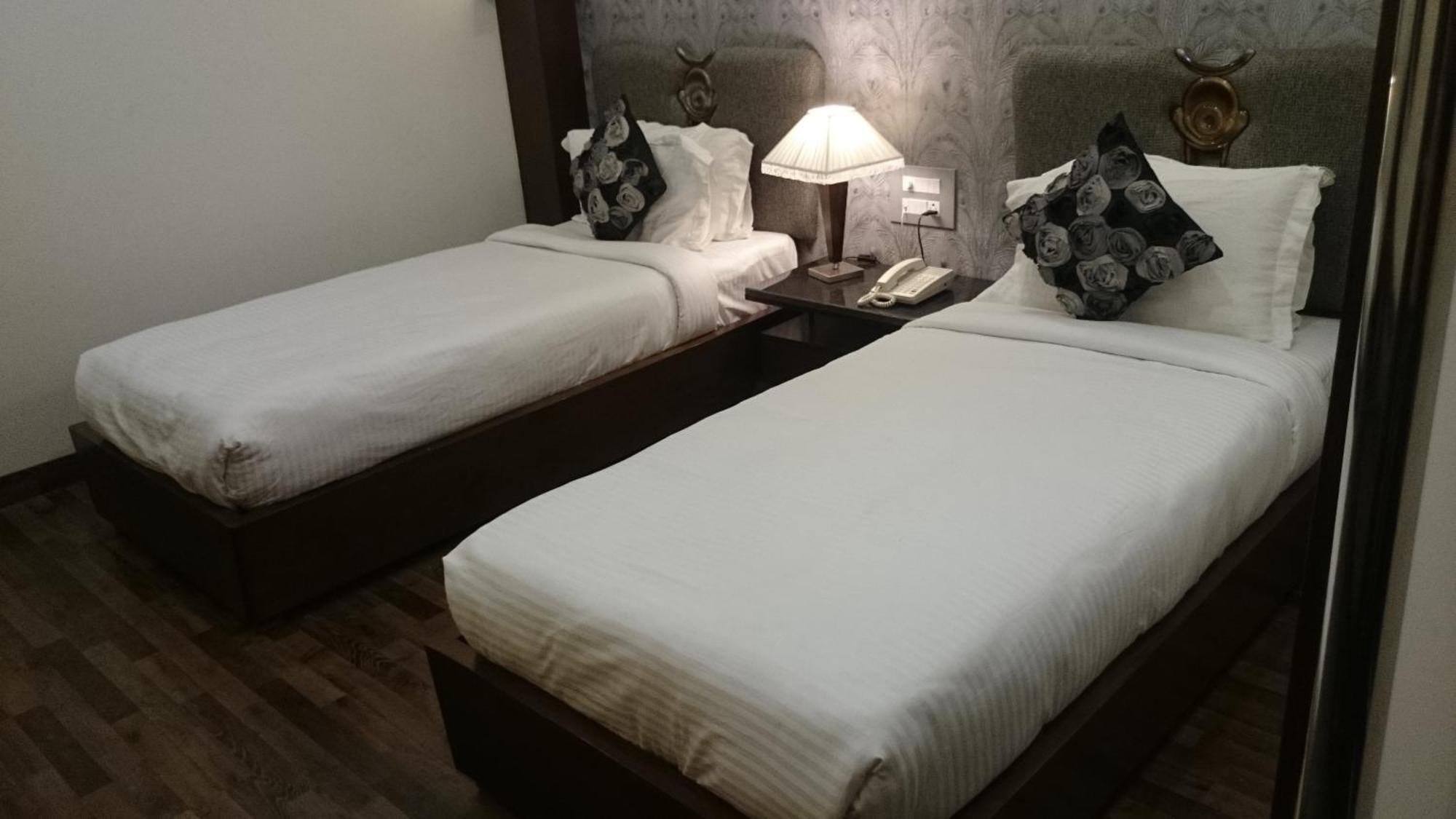 Hotel Costa River - Varanasi