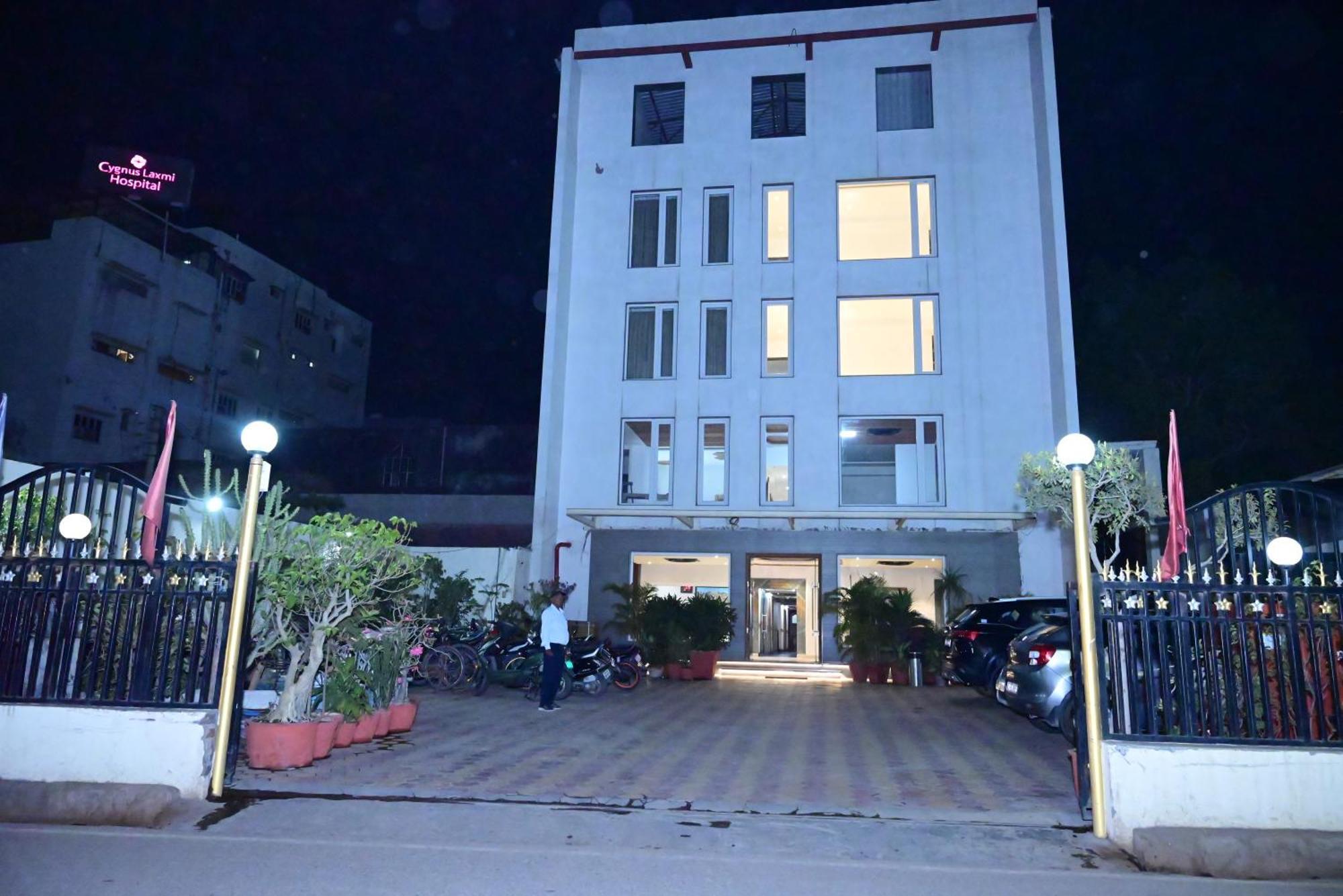 Hotel City Grand Varanasi