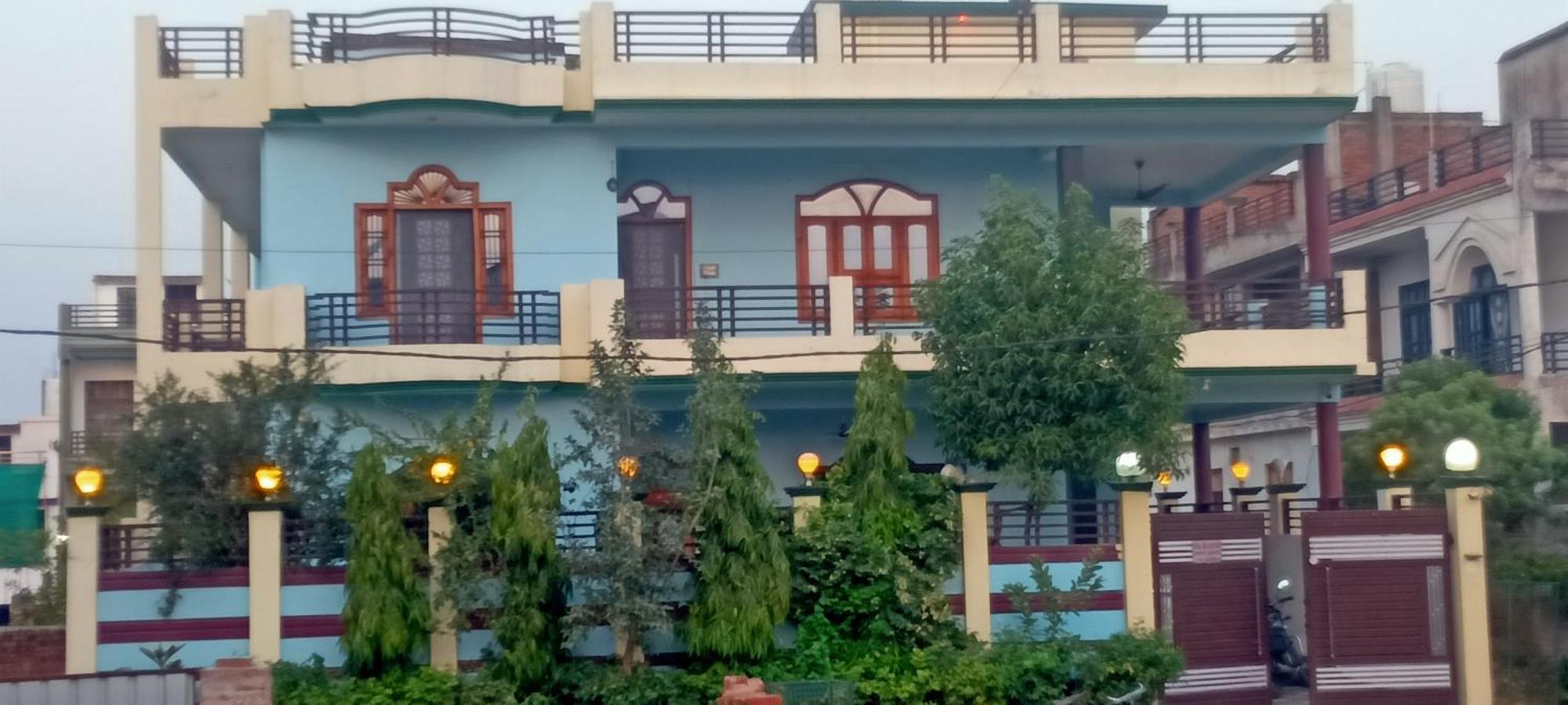 Shubh Niwas Villa - Varanasi