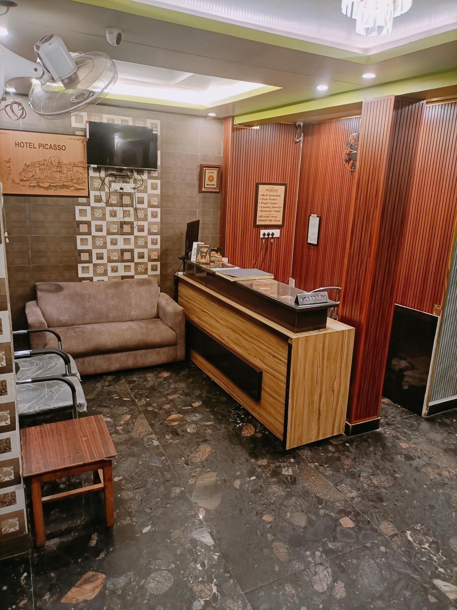 Hotel Picasso - Varanasi