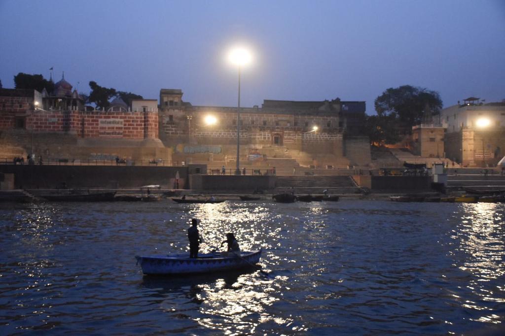 Yogi Lodge - Varanasi