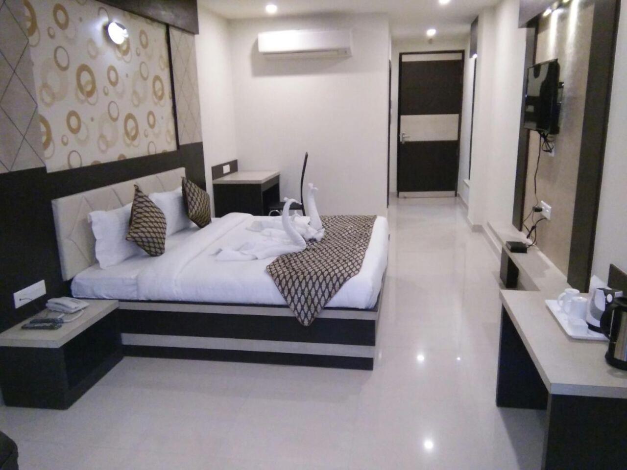Great Ganga Palace By Wb Inn, Varanasi, India